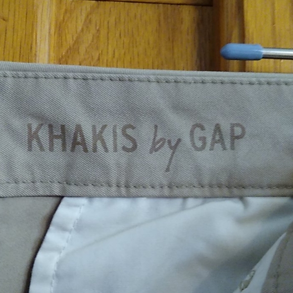 EUC Gap Ankle Khakis - Picture 6 of 7
